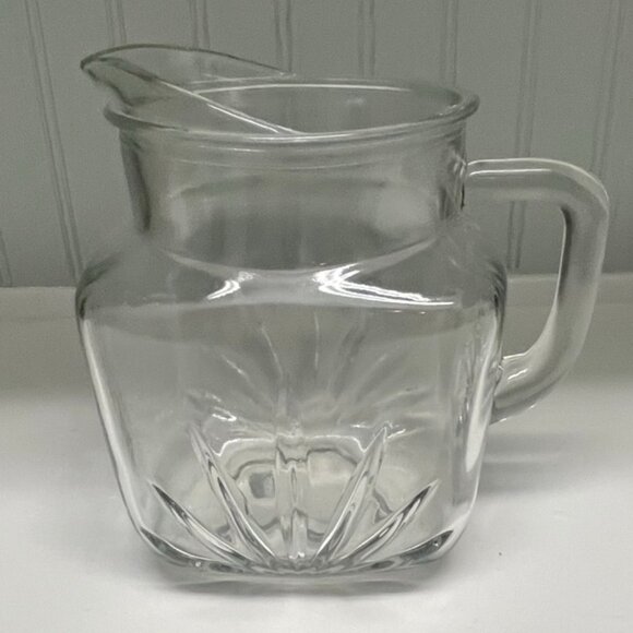 VINTAGE Pitcher Federal Glass Star Bottom Barware Beverage 1950s - Picture 1 of 9
